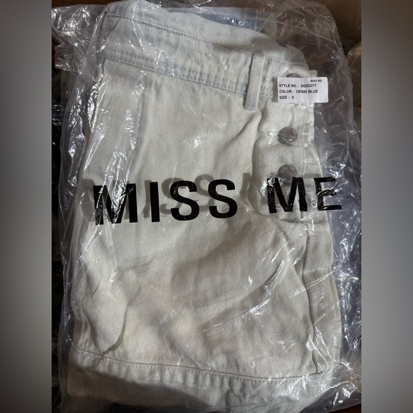 SOLD OUT - Picture 5 of 7